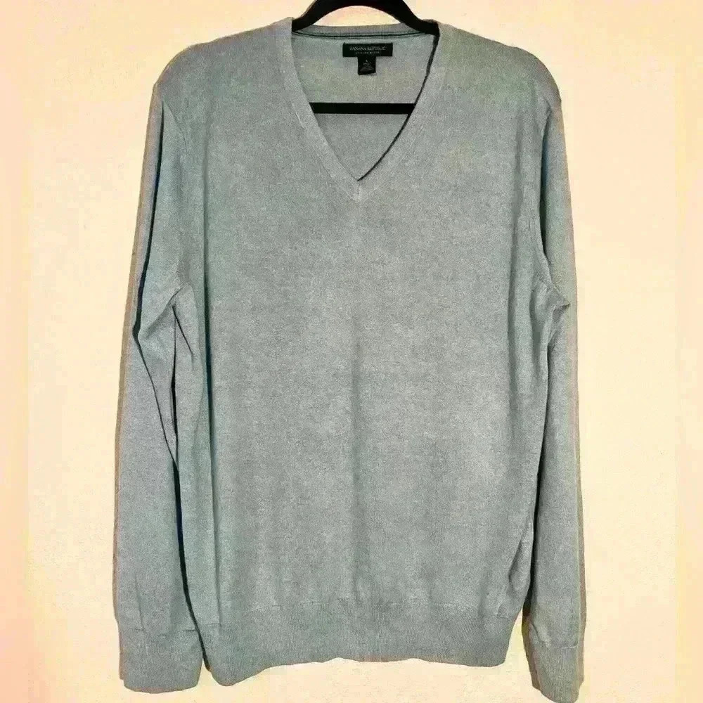 Banana Republic Blue Sweater V-neck Silk Cashmere Luxury Blend Pullover Mens L